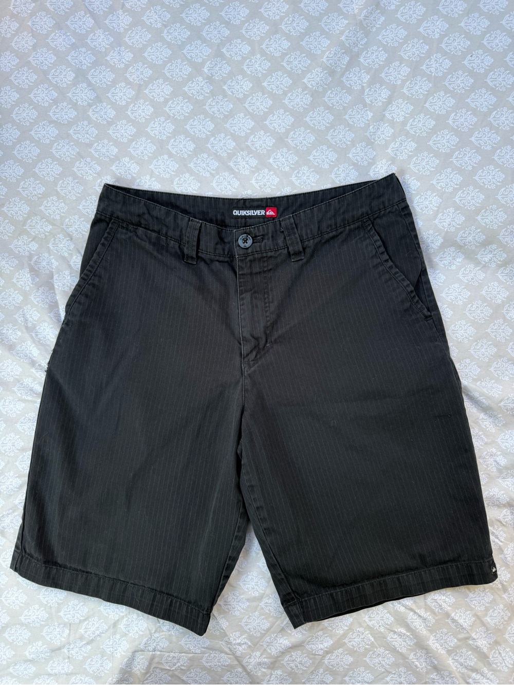 Quiksilver Men's Black Pinstripe Chino Walk Shorts Size 32